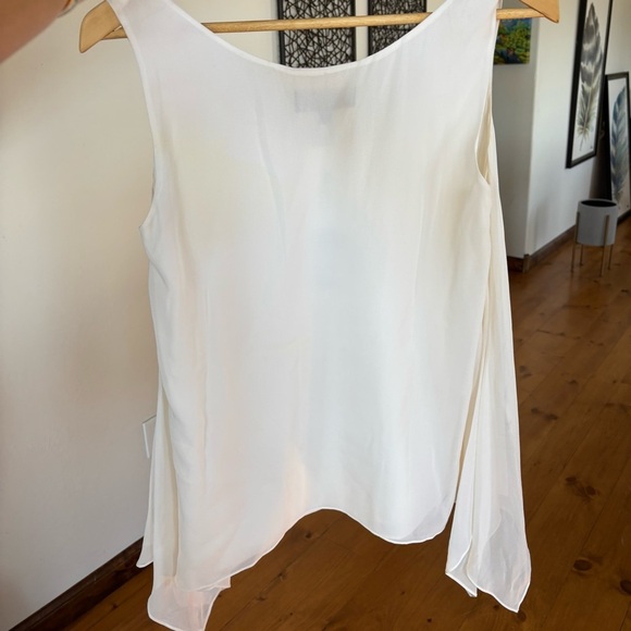 ST. JOHN 100% Silk Asymmetrical Blouse - Picture 7 of 14